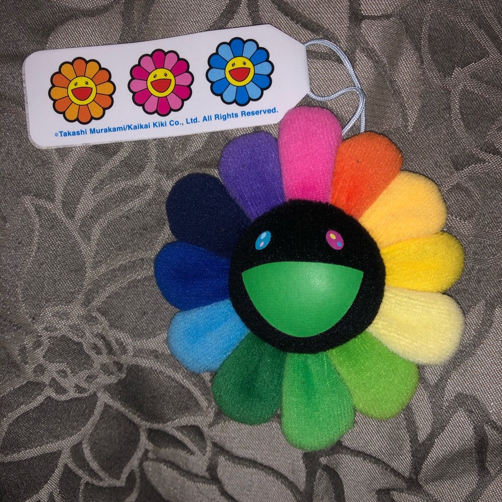 Takashi murakami / kaikai Kiki flowers pin NIB